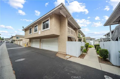 3431 Highwood Court #136