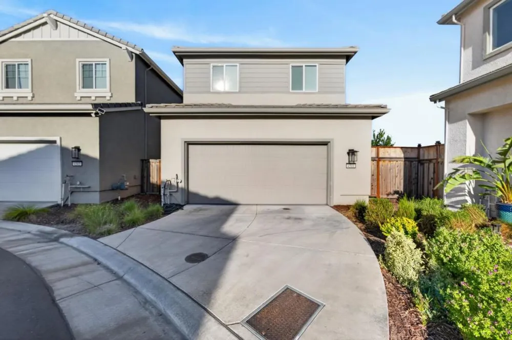 4501 Blackrock Drive Sacramento, CA 95834