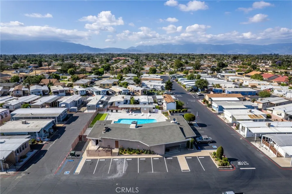 17455 Marygold Avenue #5 Bloomington, CA 92316
