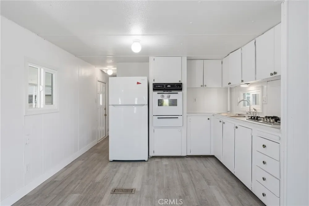 17455 Marygold Avenue #5 Bloomington, CA 92316