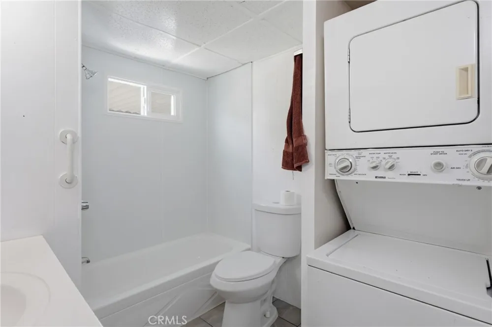 17455 Marygold Avenue #5 Bloomington, CA 92316
