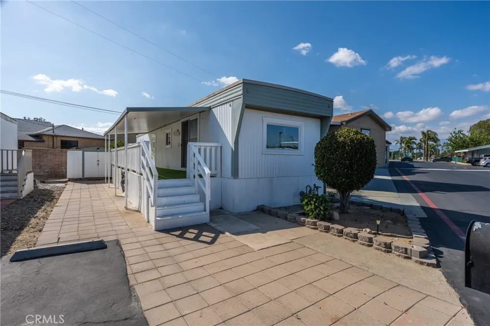 17455 Marygold Avenue #5 Bloomington, CA 92316