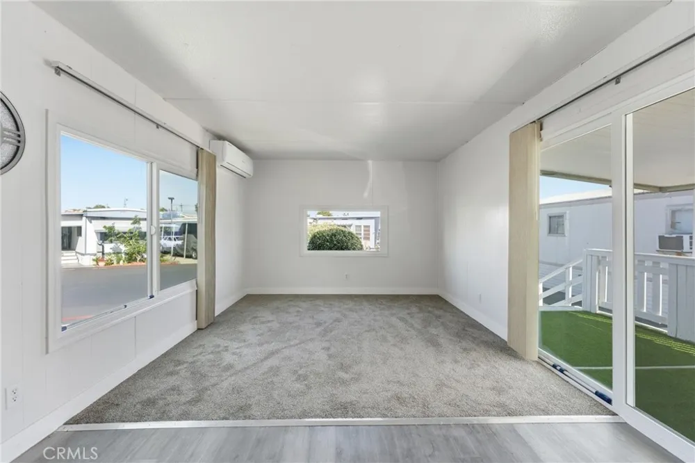 17455 Marygold Avenue #5 Bloomington, CA 92316