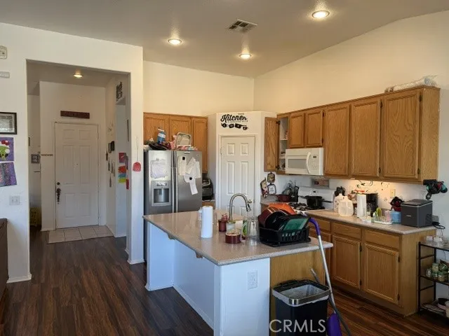 11755 Cliffrose Court Adelanto, CA 92301