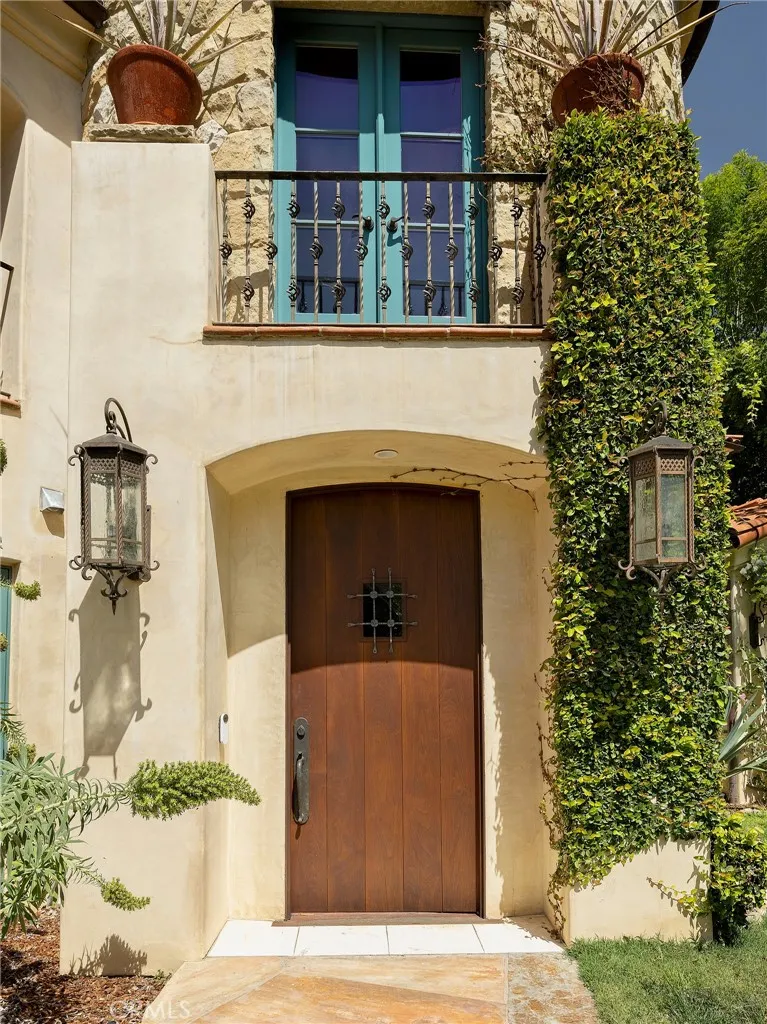 1493 Sycamore Canyon Road Montecito, CA 93108