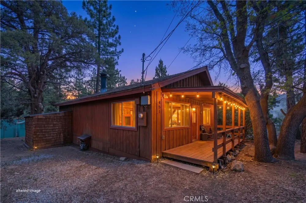 451 Cedar Lane Sugarloaf, CA 92386