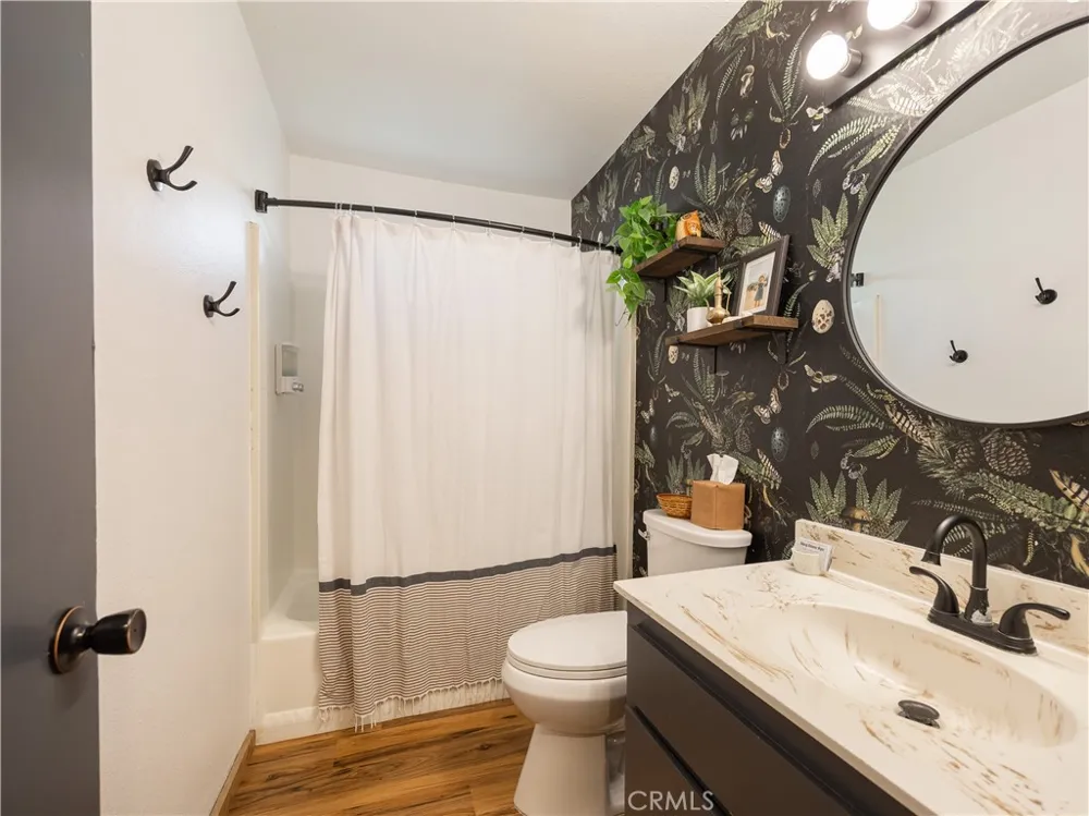 451 Cedar Lane Sugarloaf, CA 92386