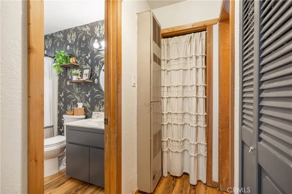 451 Cedar Lane Sugarloaf, CA 92386