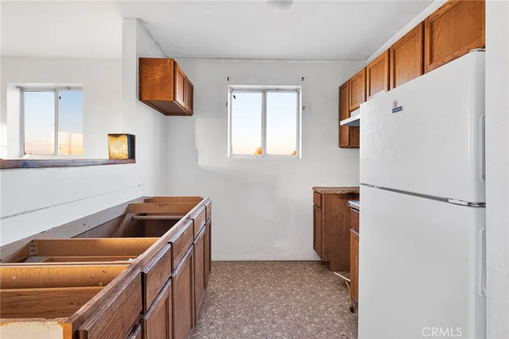 46969 Tonopah Newberry Springs, CA 92365