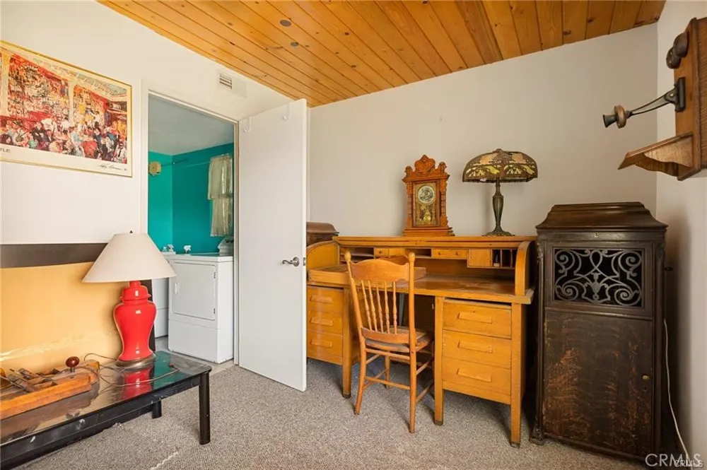 30400 Live Oak Running Springs, CA 92382