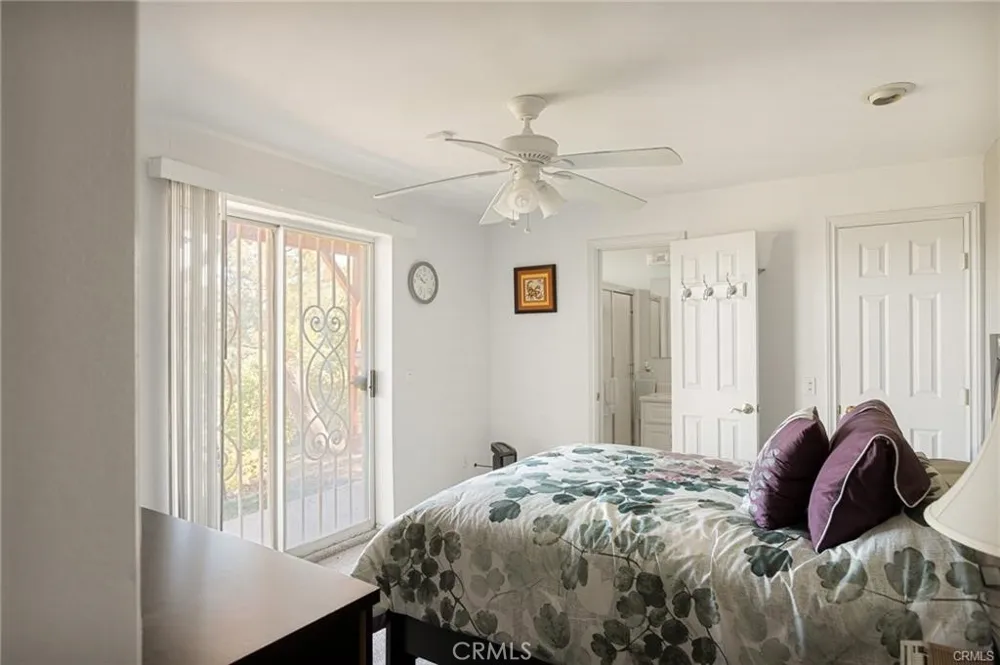 30400 Live Oak Running Springs, CA 92382
