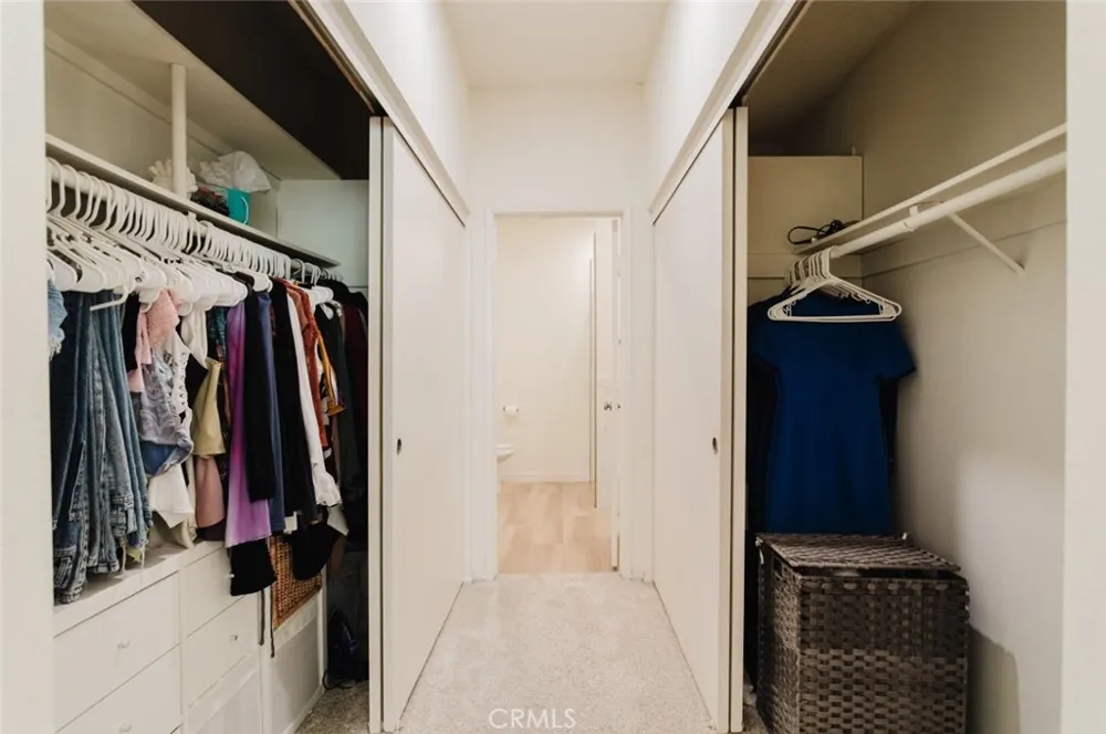 1305 Columbus Avenue #204 Glendale, CA 91202
