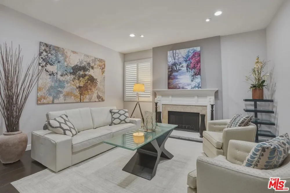 29061 Saddlebrook Drive Agoura Hills, CA 91301