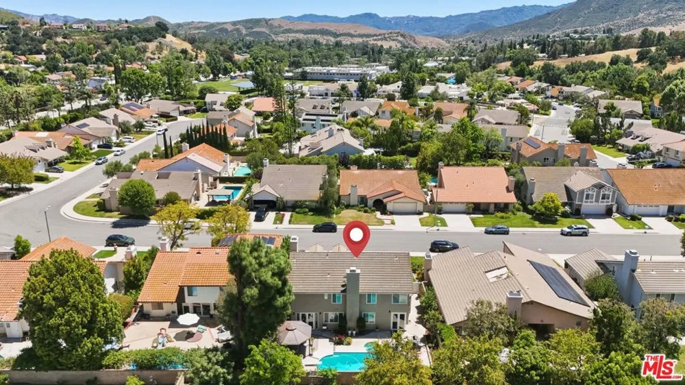 29061 Saddlebrook Drive Agoura Hills, CA 91301