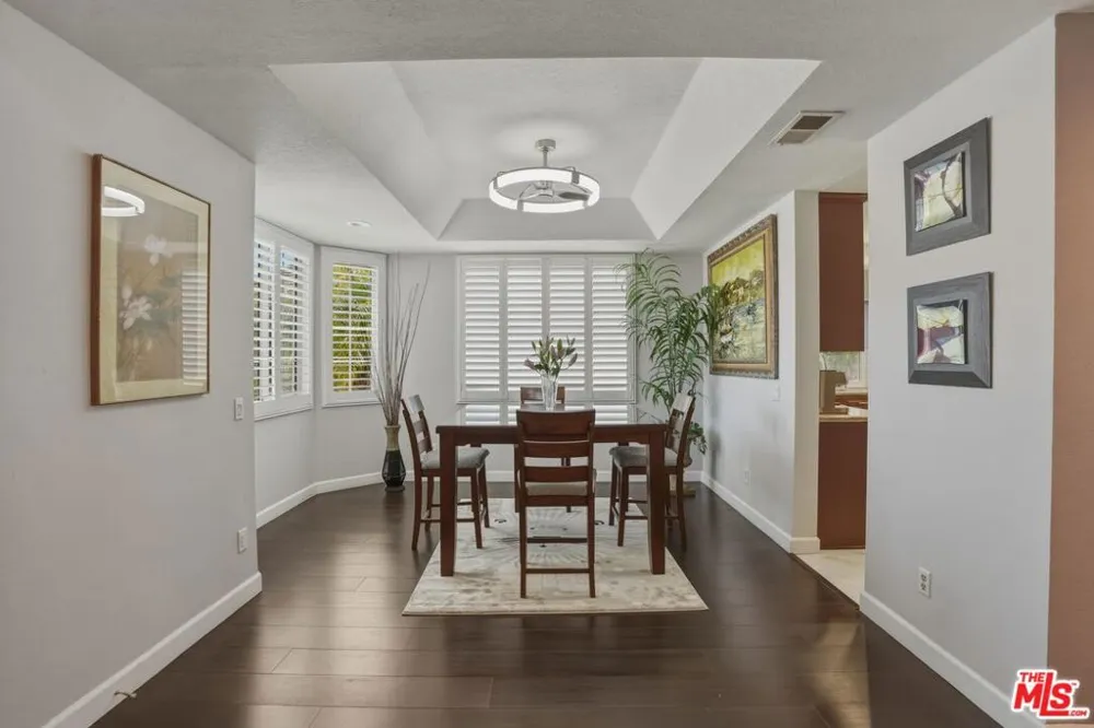 29061 Saddlebrook Drive Agoura Hills, CA 91301