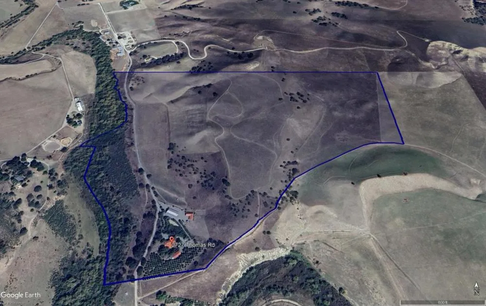 2727 Thomas Road Hollister, CA 95023