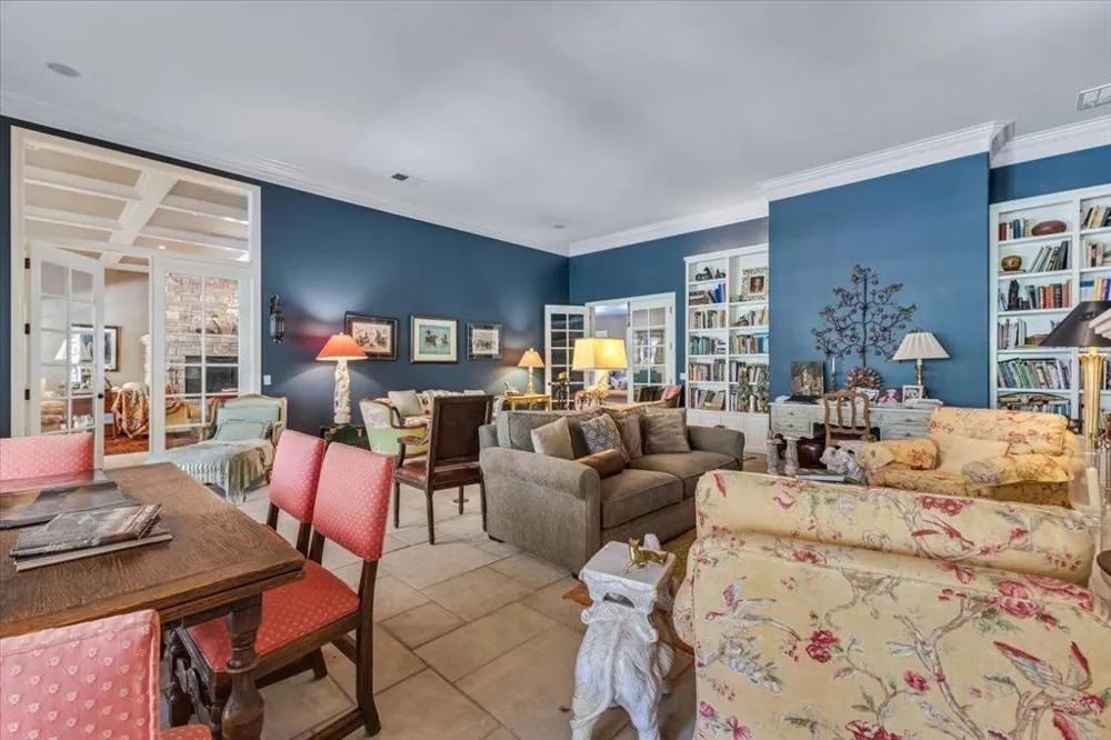 2727 Thomas Road Hollister, CA 95023