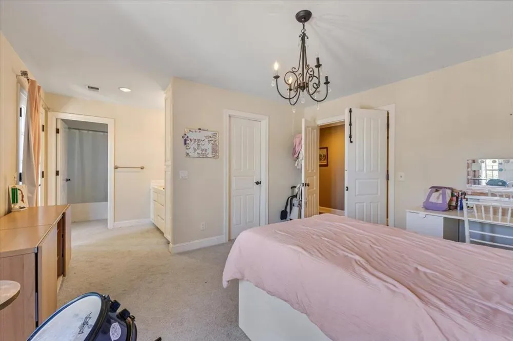 2727 Thomas Road Hollister, CA 95023