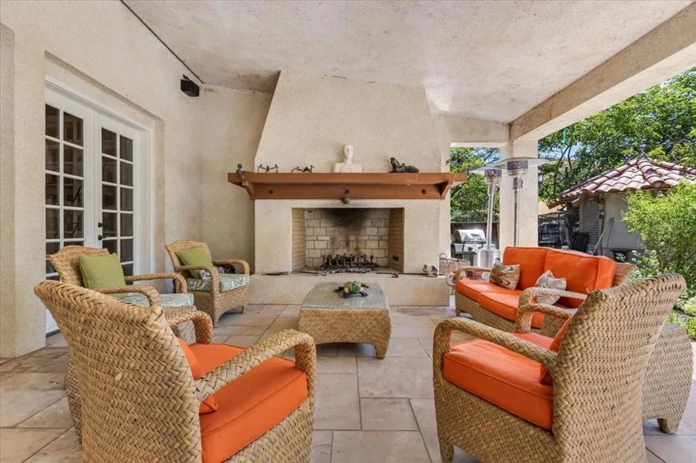 2727 Thomas Road Hollister, CA 95023