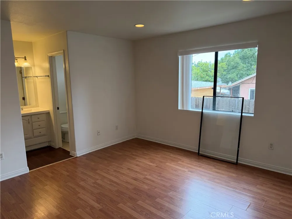 1509 Stanley #108 Long Beach, CA 90804