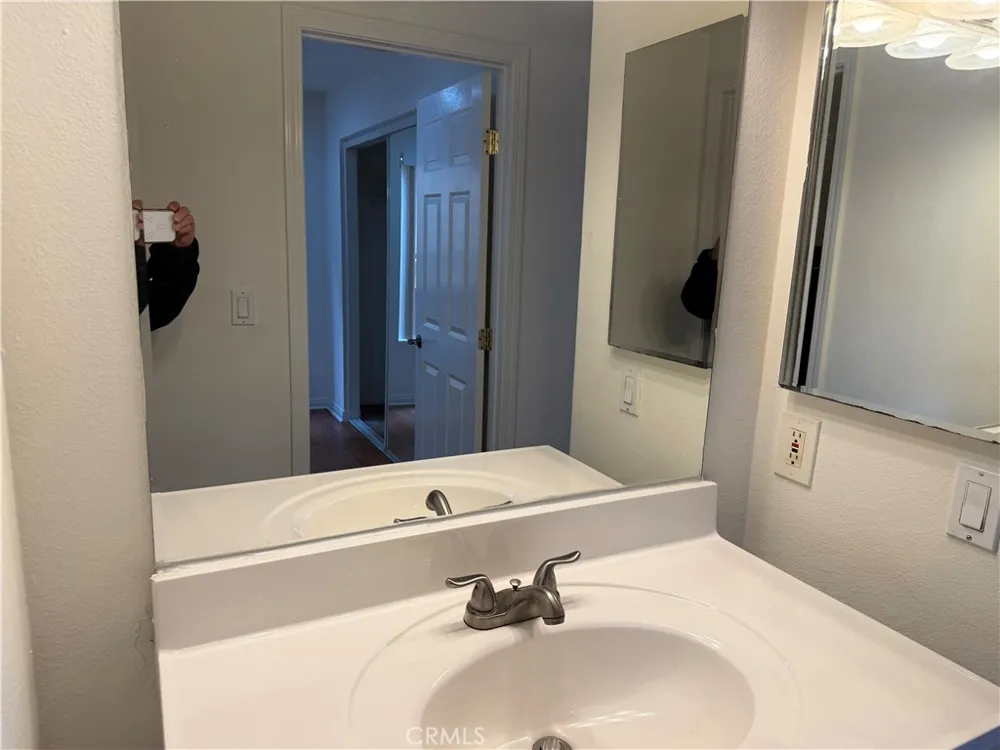 1509 Stanley #108 Long Beach, CA 90804