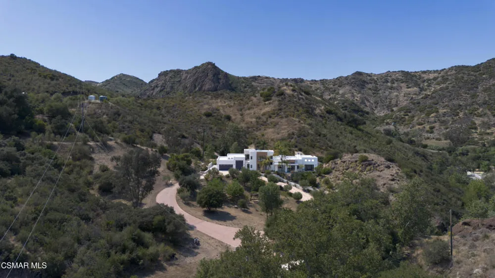 Address Not Shown Agoura Hills, CA 91301