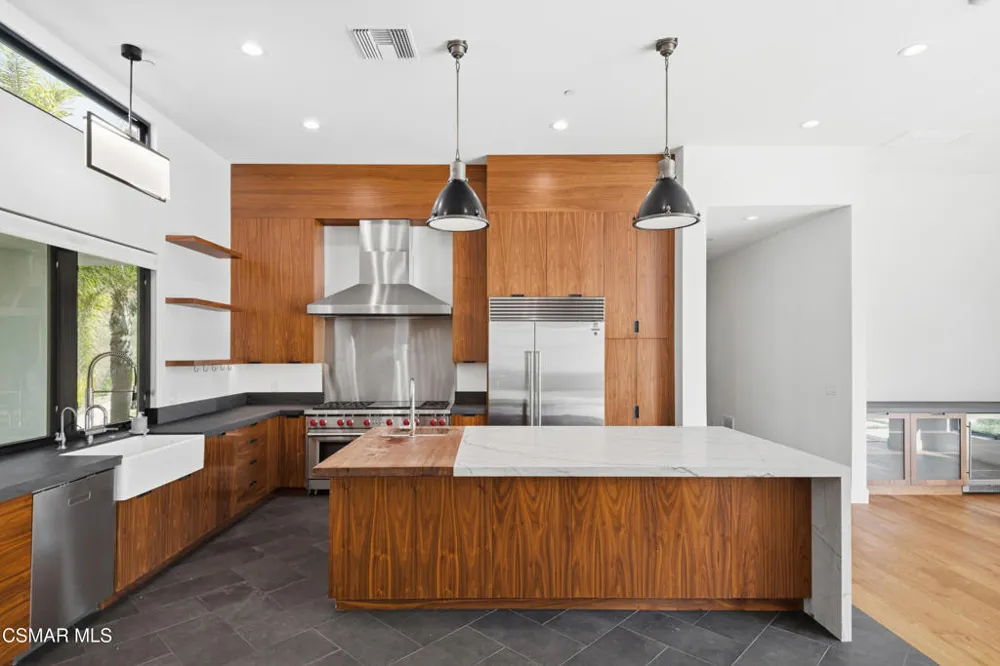 Address Not Shown Agoura Hills, CA 91301