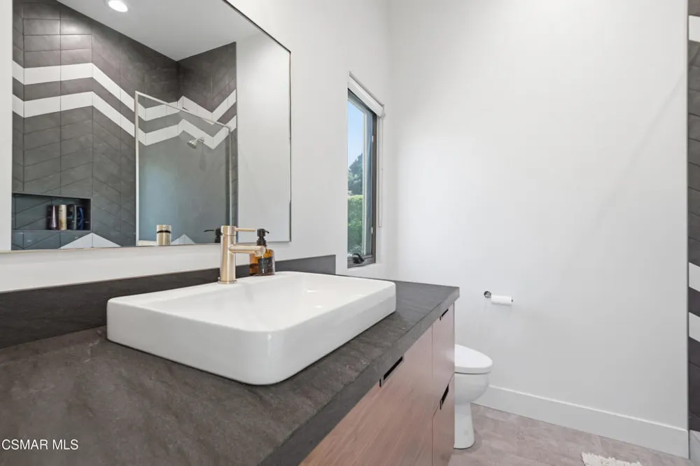 Address Not Shown Agoura Hills, CA 91301