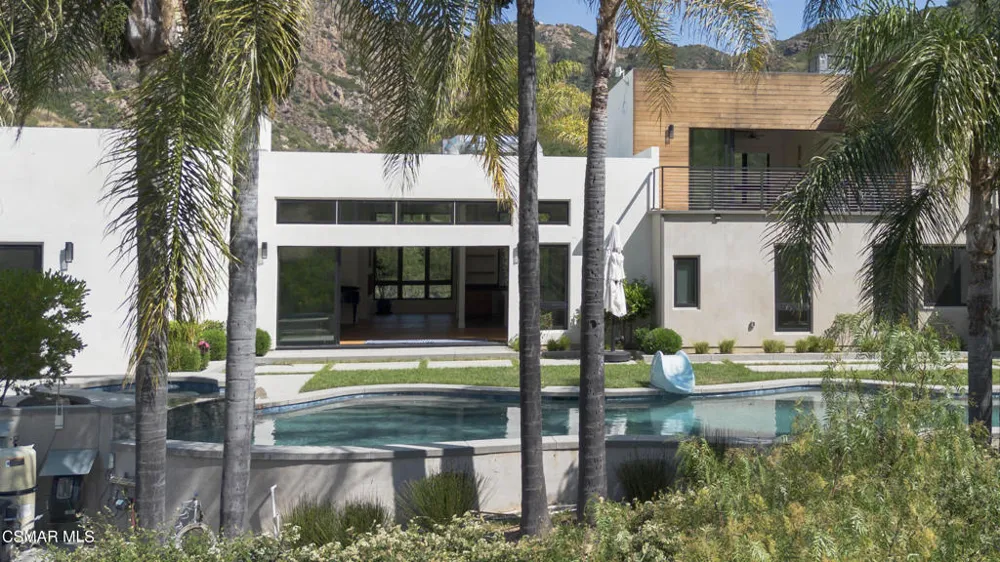 Address Not Shown Agoura Hills, CA 91301