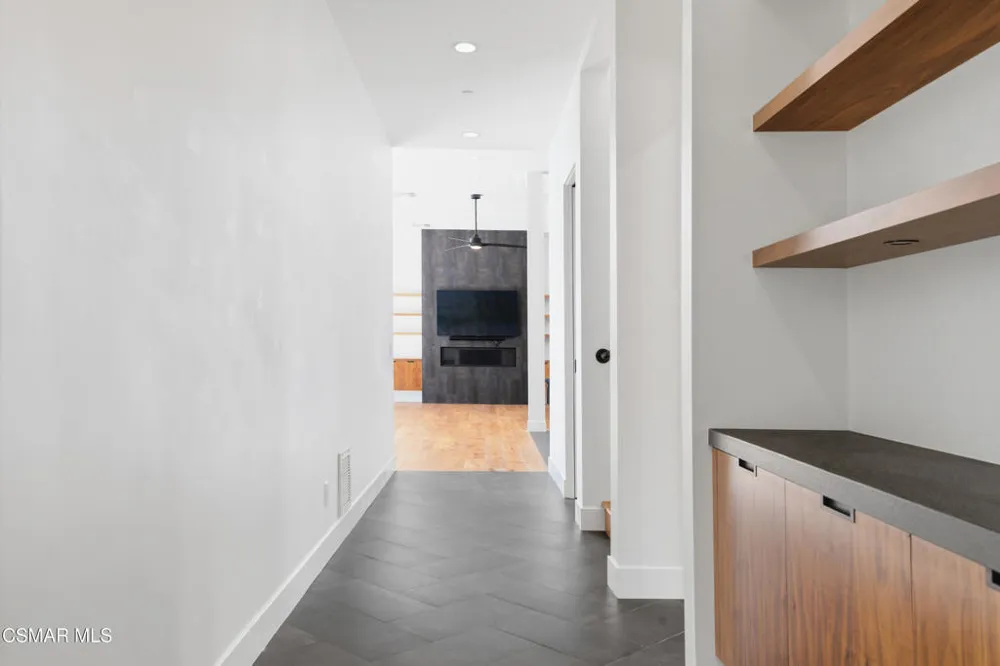 Address Not Shown Agoura Hills, CA 91301