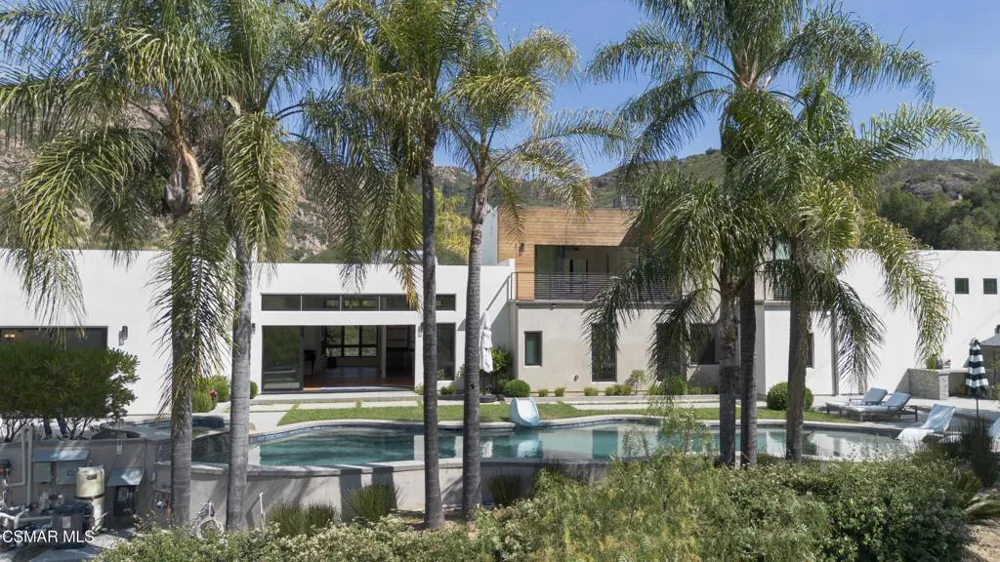 Address Not Shown Agoura Hills, CA 91301