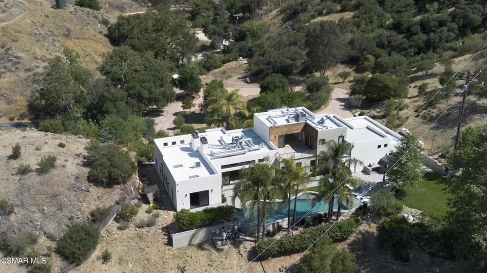 Address Not Shown Agoura Hills, CA 91301