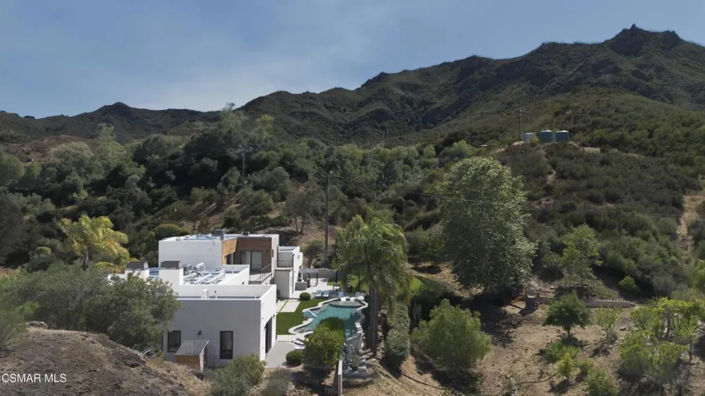 Address Not Shown Agoura Hills, CA 91301