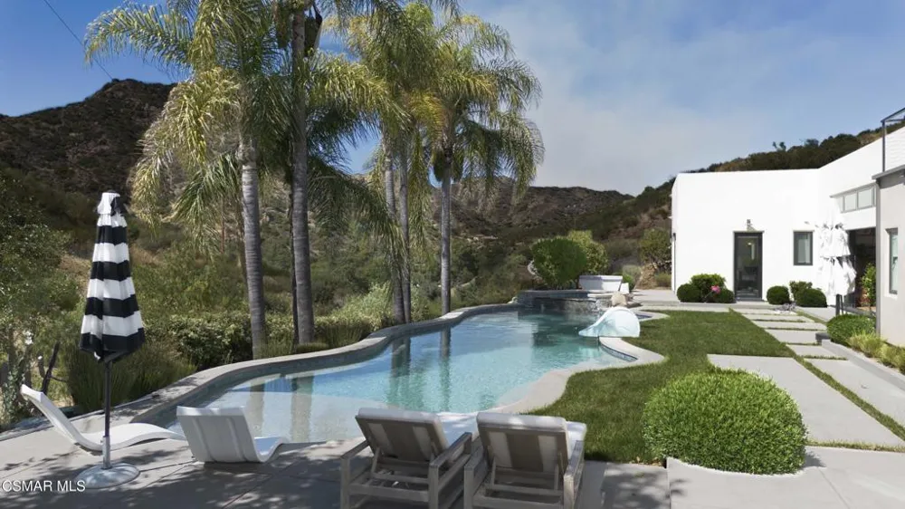 Address Not Shown Agoura Hills, CA 91301