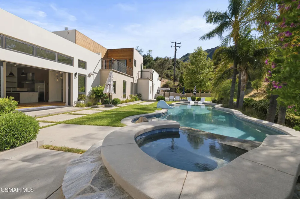 Address Not Shown Agoura Hills, CA 91301