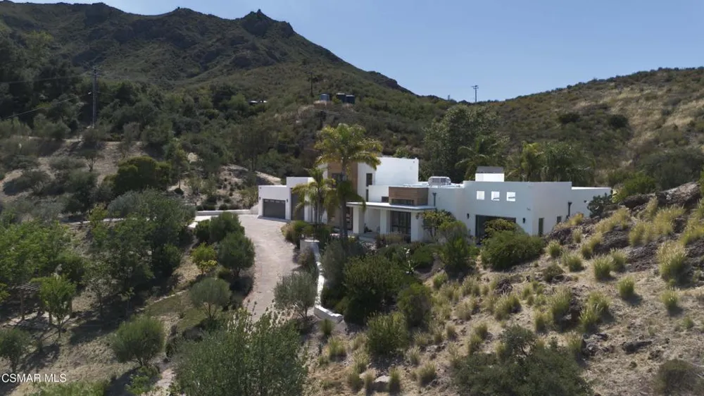 Address Not Shown Agoura Hills, CA 91301