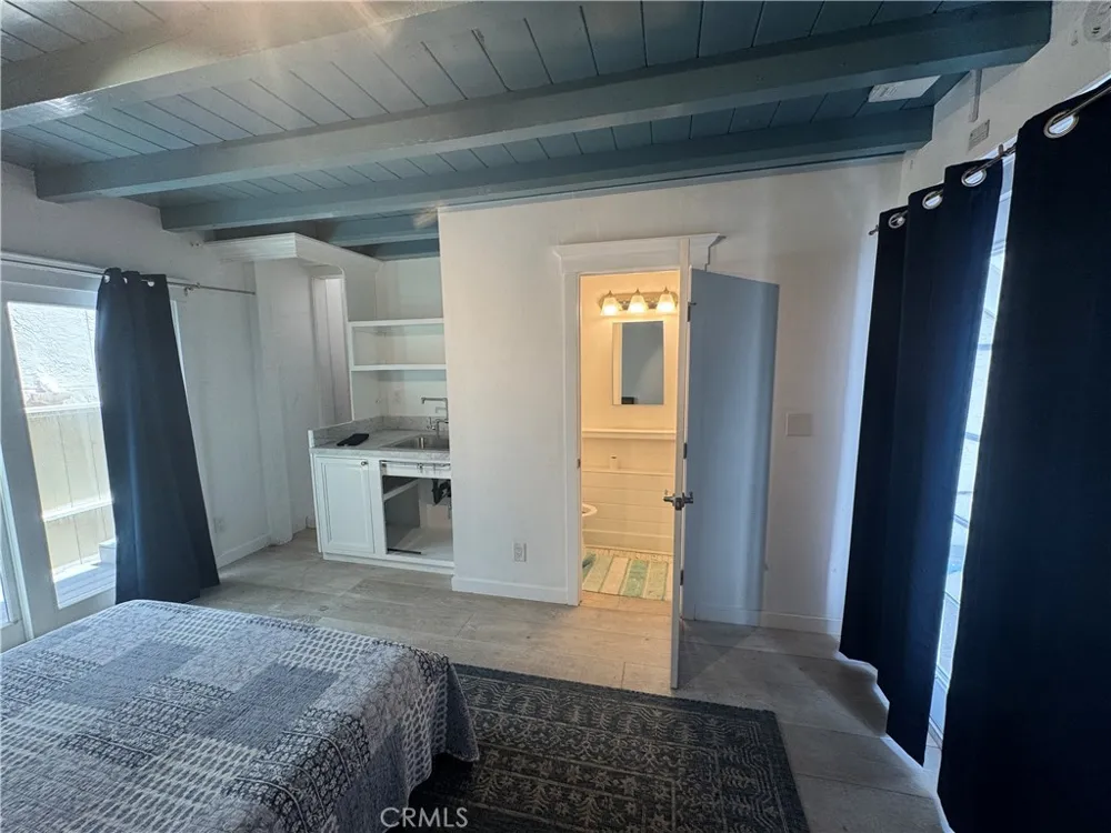 1398 Seacoast #D Imperial Beach, CA 91932