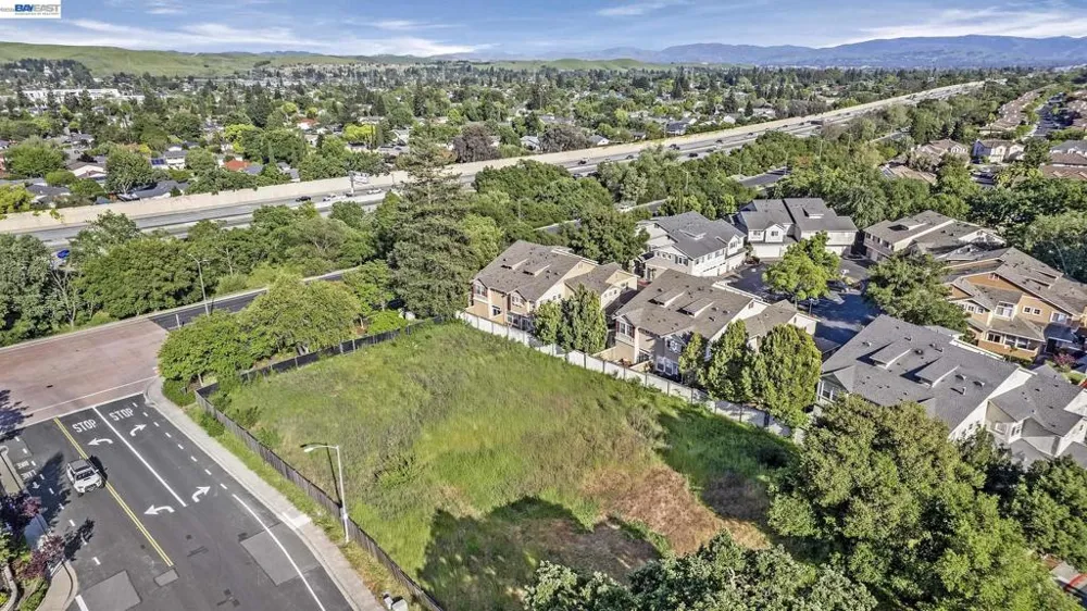 19251 San Ramon Valley Bl San Ramon, CA 94583
