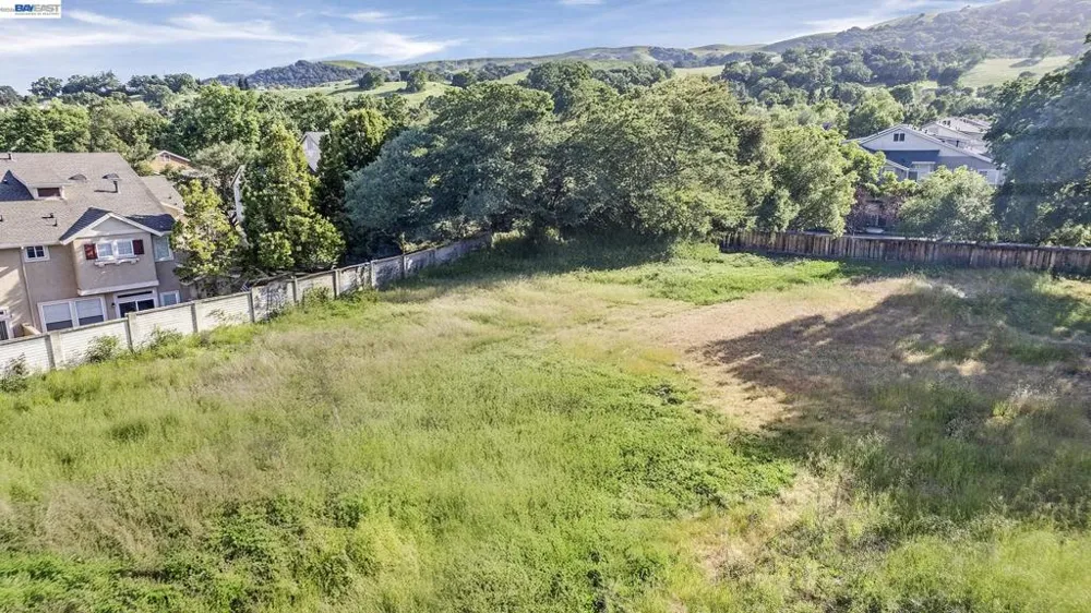 19251 San Ramon Valley Bl San Ramon, CA 94583