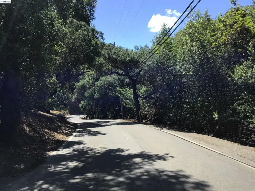 1929 Kilkare Road Sunol, CA 94586