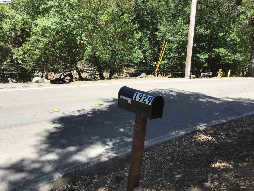 1929 Kilkare Road Sunol, CA 94586