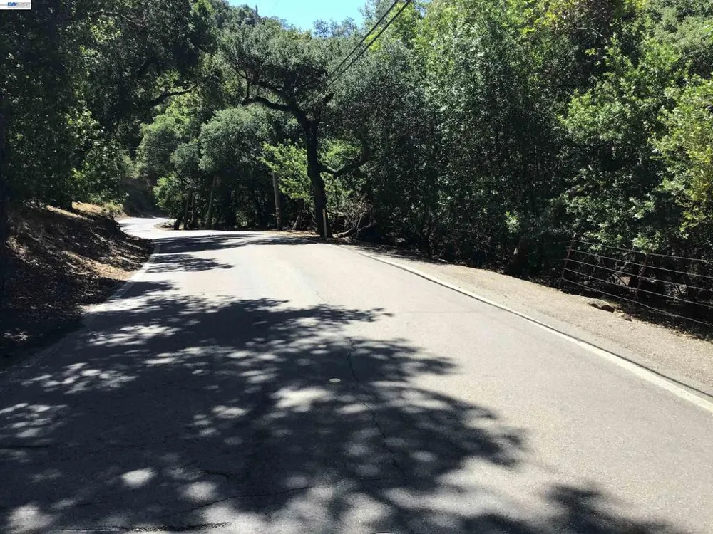 1929 Kilkare Road Sunol, CA 94586