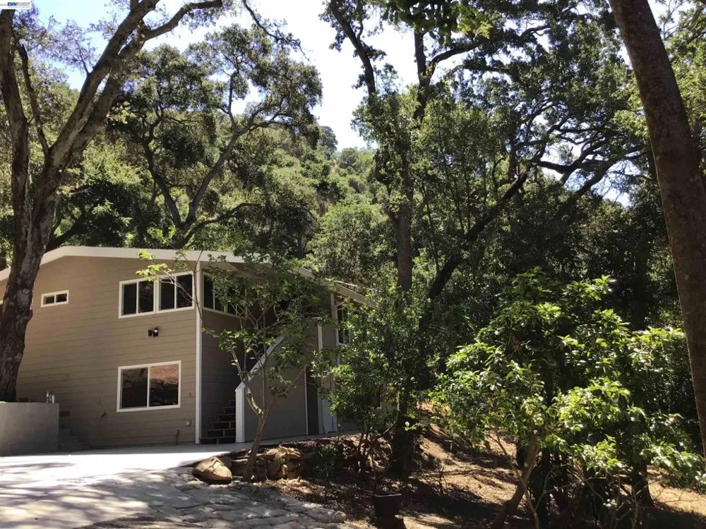 1929 Kilkare Road Sunol, CA 94586