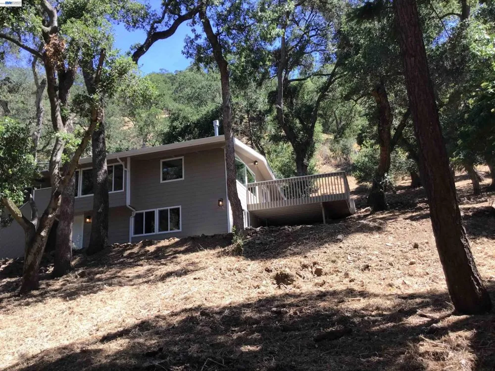 1929 Kilkare Road Sunol, CA 94586