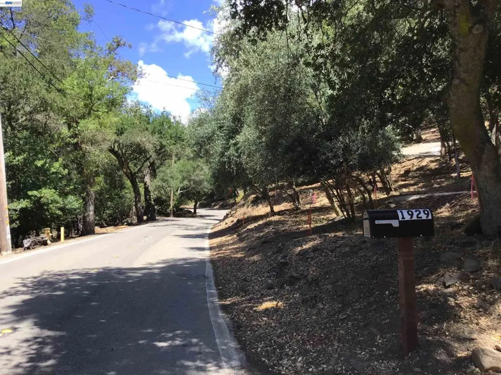 1929 Kilkare Road Sunol, CA 94586