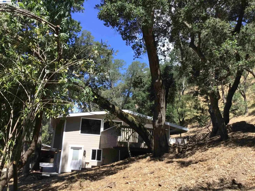 1929 Kilkare Road Sunol, CA 94586