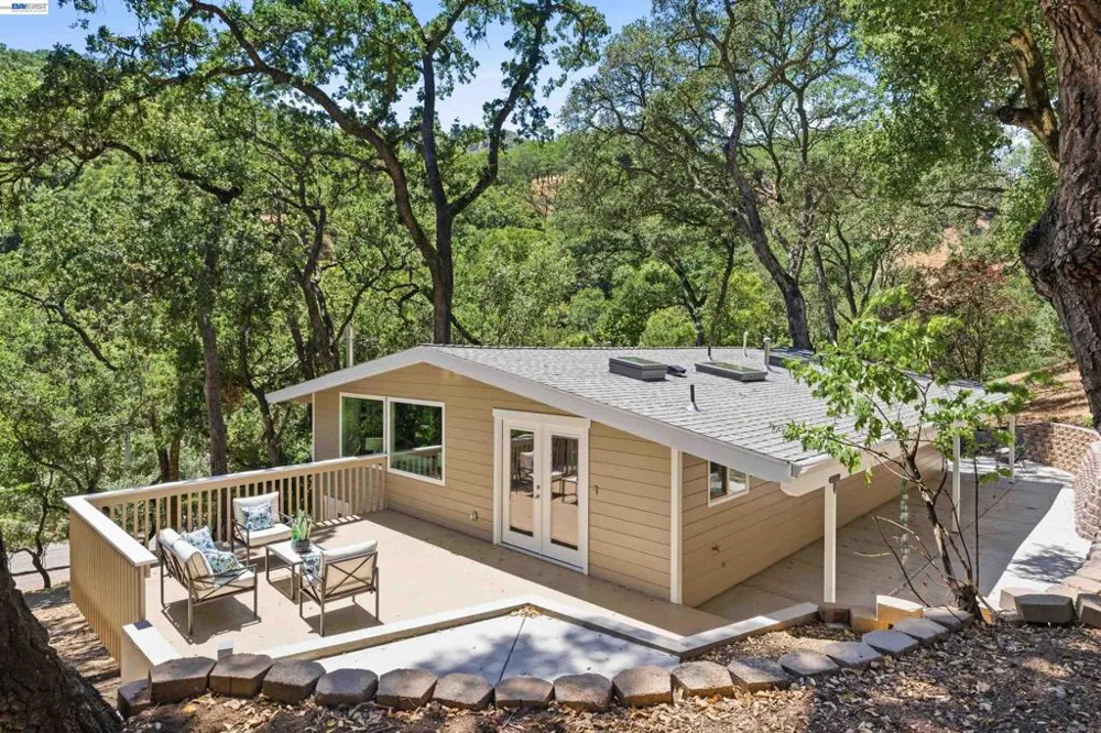 1929 Kilkare Road Sunol, CA 94586
