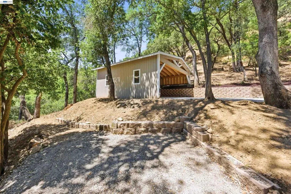 1929 Kilkare Road Sunol, CA 94586