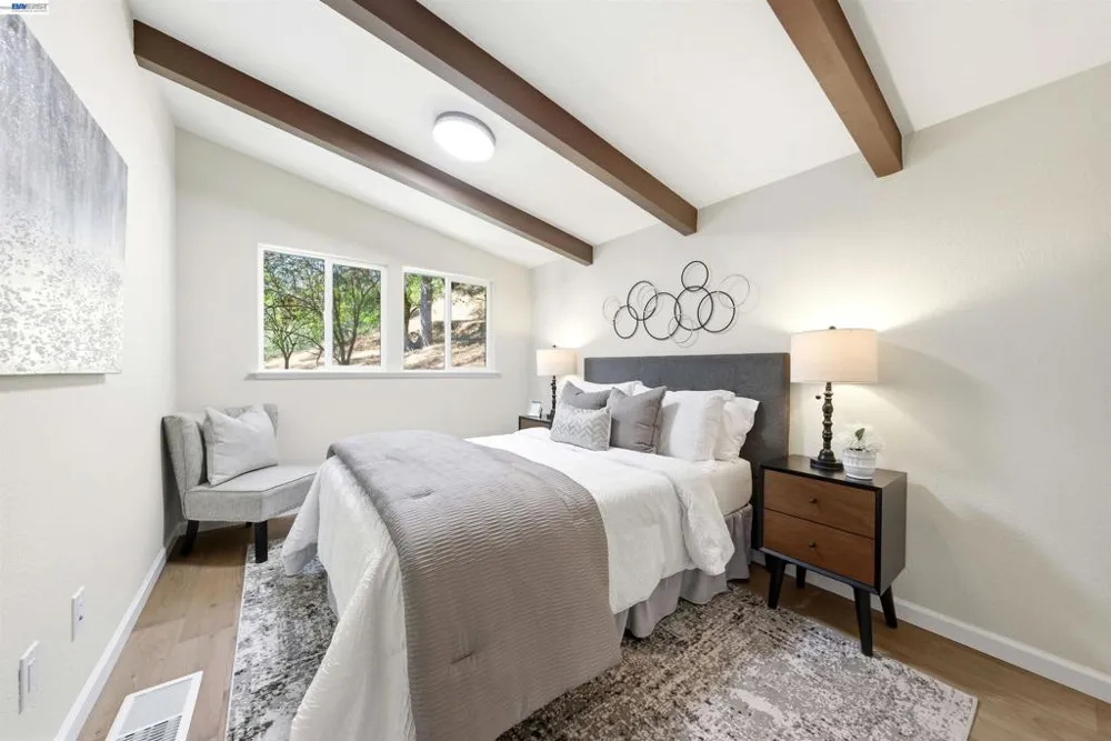 1929 Kilkare Road Sunol, CA 94586