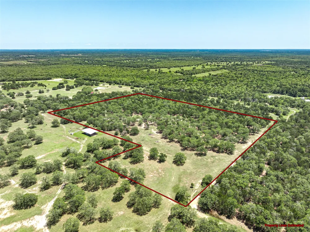 4638 Red Hollow Lane Lane Smithville, TX 78957
